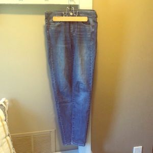 Gap super skinny jeans 27 long